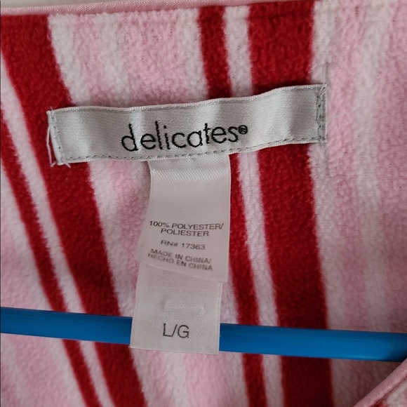 Delicates Pajama Set - Picture 4 of 5